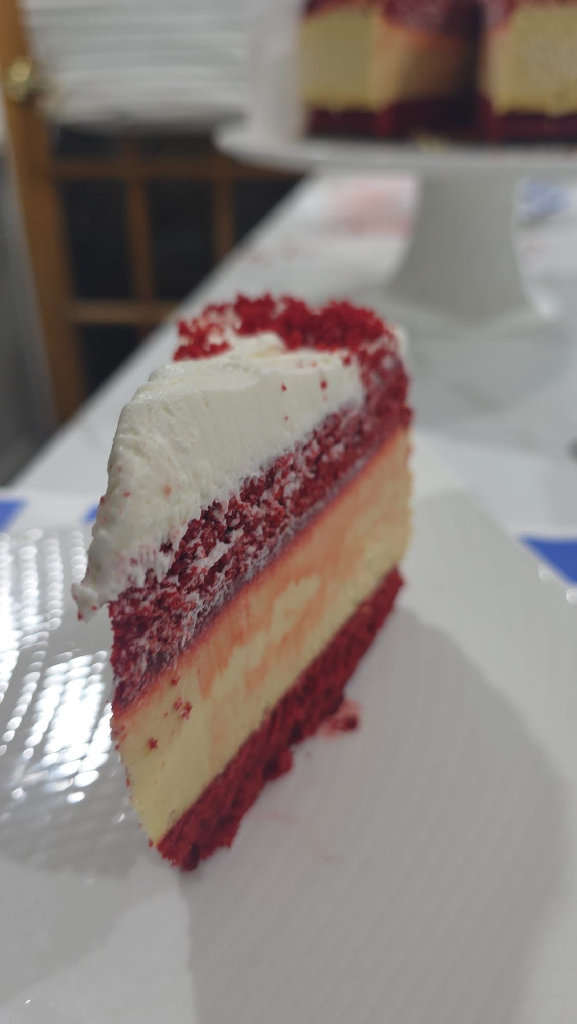 Red Velvet Cake with Cheesecake