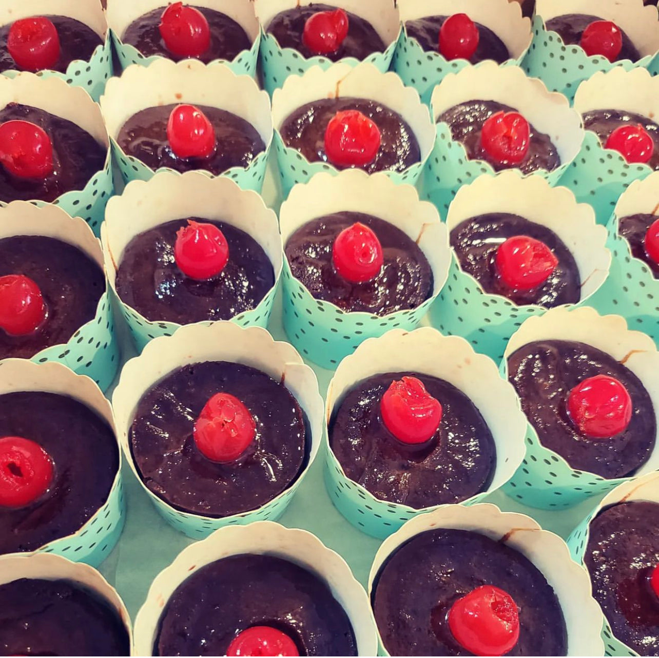 Jamaican Black Cake Mini1